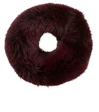Load image into Gallery viewer, Fox Fur Cowl
