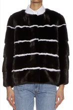 Load image into Gallery viewer, sarah womens striped mink jacket Nero &amp; Bianco Stripes 7

